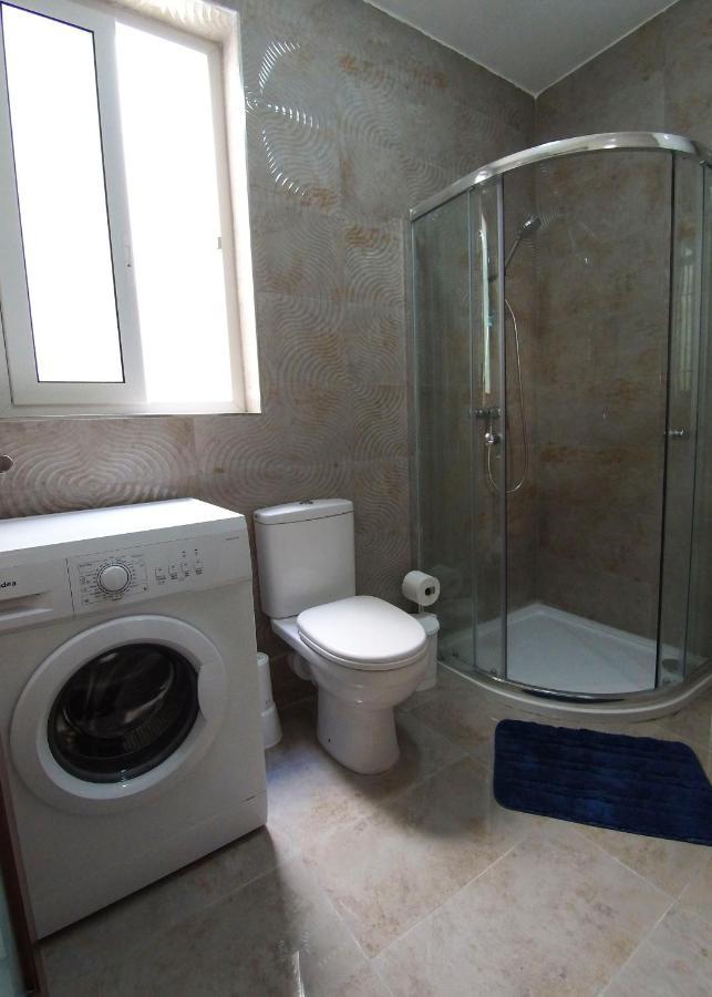 F10 Room 3, Private Room Two Single Beds Shared Bathroom In Shared Flat Msida Zewnętrze zdjęcie